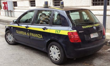 Firenze, sequestro di prodotti contraffatti per oltre cinque milioni di euro