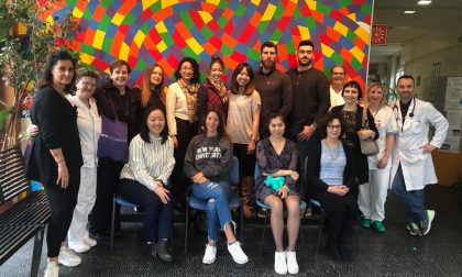 Studenti di un college di New York in visita all'ospedale di Pistoia