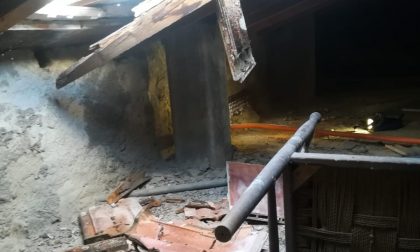 Colle Val d'Elsa, crolla tetto di una ex scuola. Famiglie evacuate
