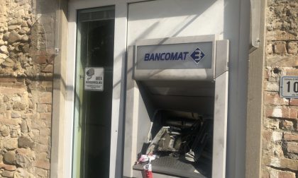 Montespertoli: Fanno saltare il bancomat nella notte. Incappucciati scappano con sette mila euro