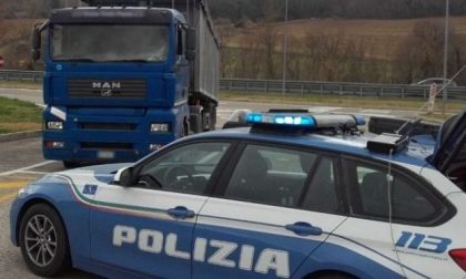 Trasporta rifiuti irregolari sull'Autopalio