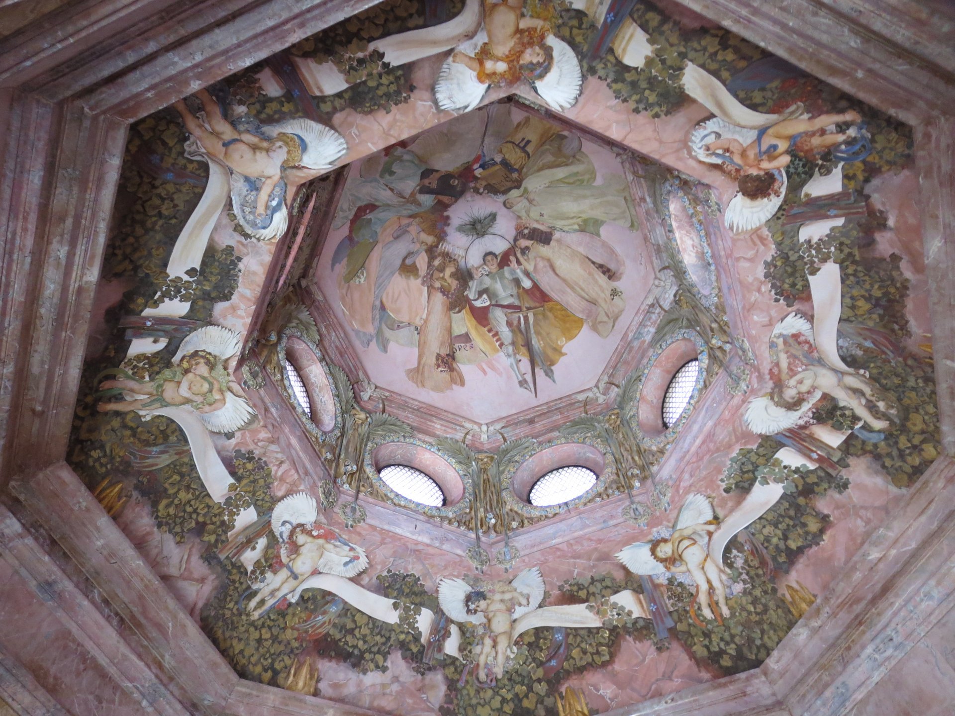 22221898_affresco interno della Cappella fatto da Bargellini