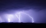 Ancora allerta meteo in Toscana: le previsioni del weekend indicano temporali, vento e mare mosso