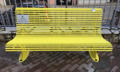 Una panchina gialla per Giulio Regeni