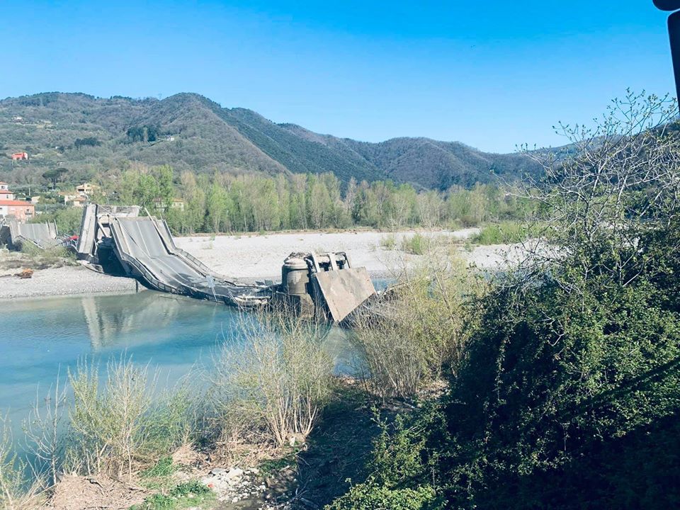 Ponte-crollato-Liguria-e-Toscana_03