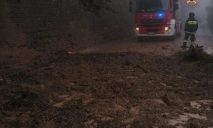 Strada chiusa per fango e detriti a Volterra sul Viale dei Ponti - LE FOTO