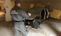 Polizia provinciale di Prato al lavoro per rimuovere i veicoli abbandonati sul territorio