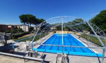 Piscina comunale, conclusa la stagione estiva ripartono i lavori per il completamento della copertura