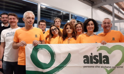 Arriva a Prato la maratona benefica contro la Sla: 24 ore di nuoto alla piscina di Mezzana