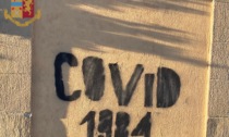 Scritte “No-vax” su edifici del centro storico: denunciate due ragazze fiorentine di 17 anni