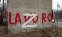 Sui muri del Milanese spuntano a caratteri cubitali le "Z" dei carri armati russi