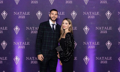 Insulti alla fidanzata del calciatore della Fiorentina: la denuncia di lui