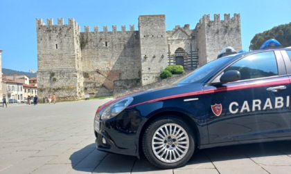 Arrestato dai carabinieri per furto all'interno di un garage a Prato