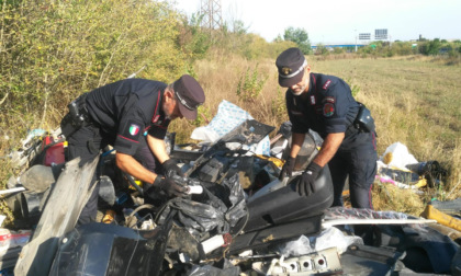 Abbandonati rifiuti pericolosi a Campi Bisenzio