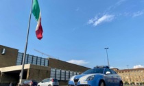 Minaccia seminudo i passanti: arrestato dalla Polizia