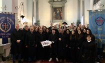 San Sebastiano, 34 nuovi volontari della Misericordia di Campi sono diventati effettivi dopo il rito della vestizione 