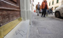 Scritte antisemite nel cuore di Firenze: davanti alla casa di due israeliani