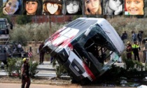 Strage Erasmus, morto l'autista del bus: "Per le nostre figlie niente giustizia"