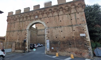 Siena, mura medievali danneggiate a causa del maltempo