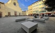 In Santo Spirito arrivano le panchine itineranti, ma i residenti non gradiscono: "Sono pensate per la movida"