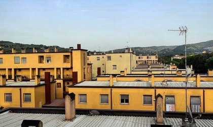 Minorenne aggredito alle Case Minime di Rovezzano, salvato dai residenti attirati dalle sue urla