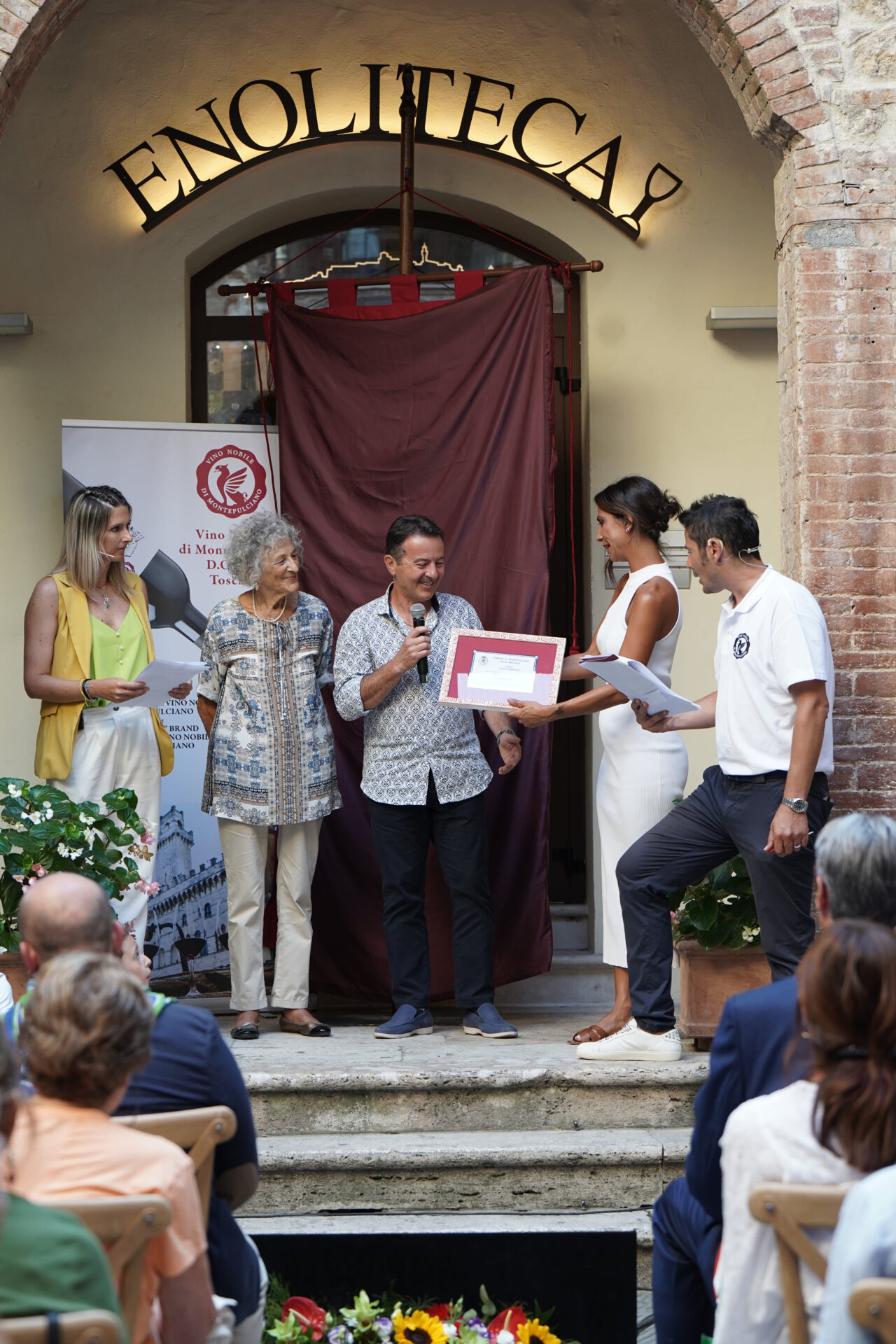 premio olmastroni