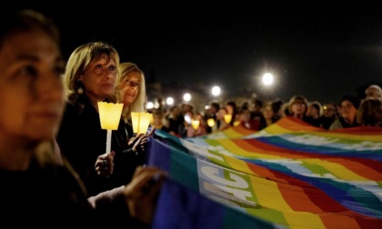 In dieci mila per la pace. Firenze sfila silenziosa: "Signori della guerra, cessate il fuoco"