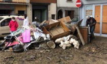 Alluvione in Toscana: viaggio nel fango tra le memorie spazzate via dall'acqua