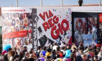 Carnevale di Viareggio 2024, oggi 13 febbraio Martedì Grasso: il programma completo e i carri più belli sfilati finora