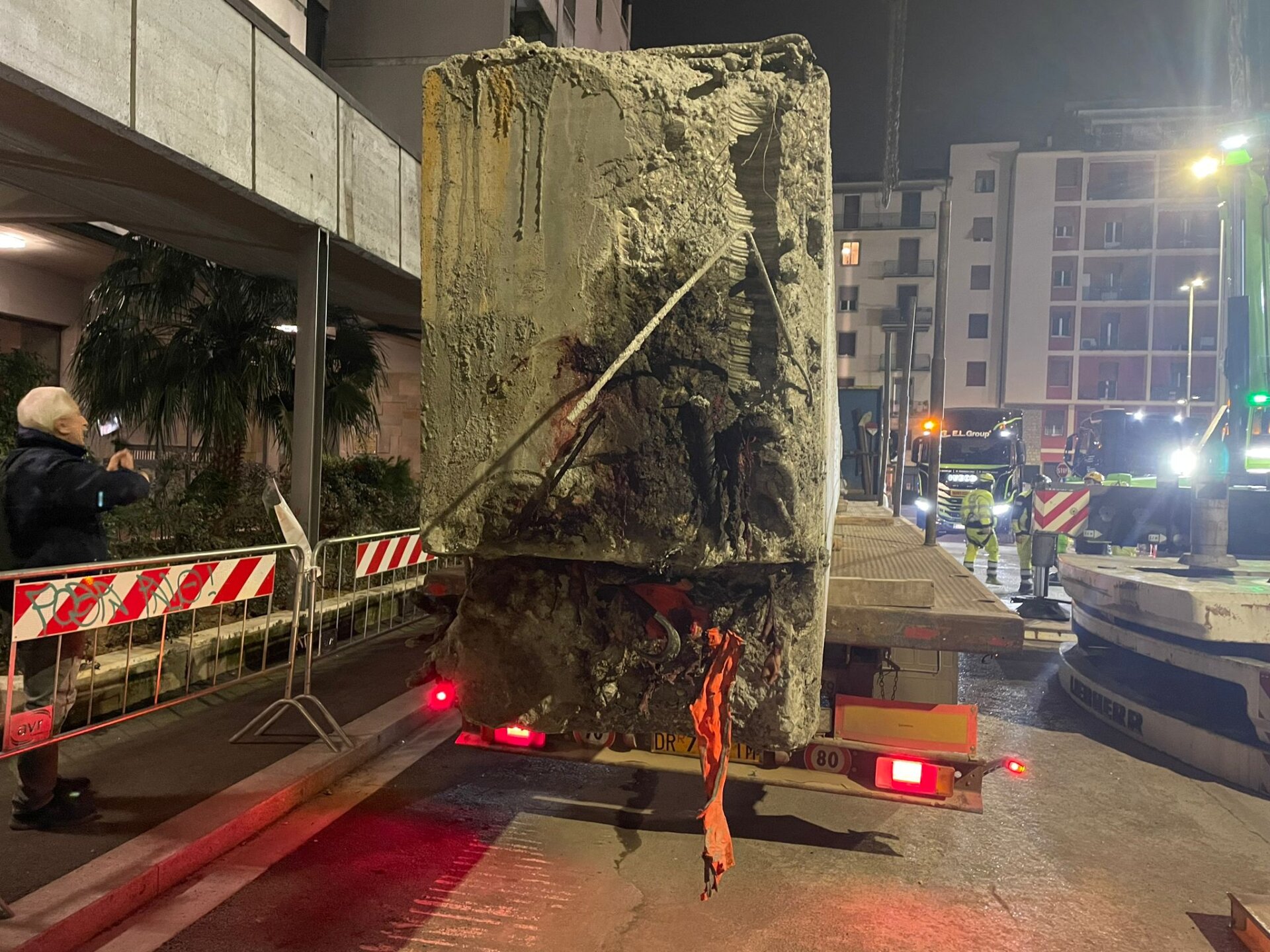 Crollo Cantiere Firenze, Ricerche Del Quinto Operaio Ed Indagini Senza ...