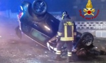 Auto si ribalta a Montopoli in Val d'Arno: conducente ferito estratto dalle lamiere