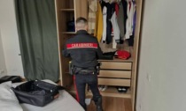 Minorenne ha un malore dopo aver assunto droga: soccorsa dai carabinieri, consente loro di arrestare lo spacciatore