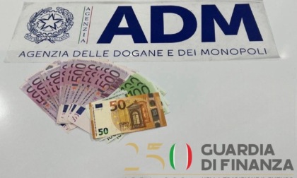 Controlli allo scalo di Peretola: sequestrati 310mila euro