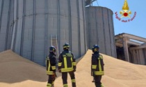 Grosseto, silo di 15 metri a rischio crollo: 4500 quintali di cereali da salvare