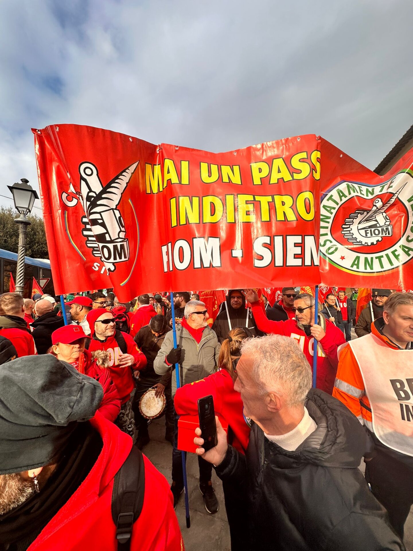 manifestazione sciopero corteo siena metalmeccanici