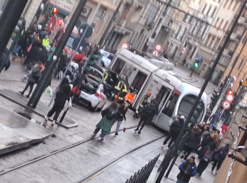 incidente  tramvia firenze