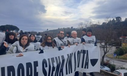 Beko Siena, nuovo corteo dei lavoratori per difendere il posto di lavoro