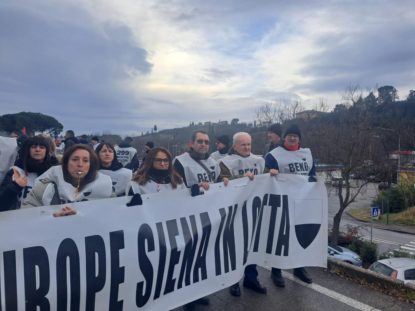 beko siena manifestazione corteo