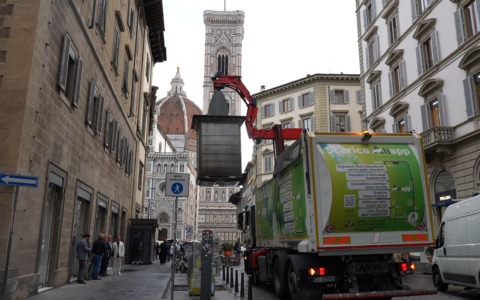 25 Novembre: chiusura dei cassonetti durante il corteo