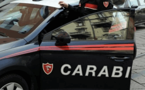 Arrestato per aver aggredito l’ex coniuge con un coltello