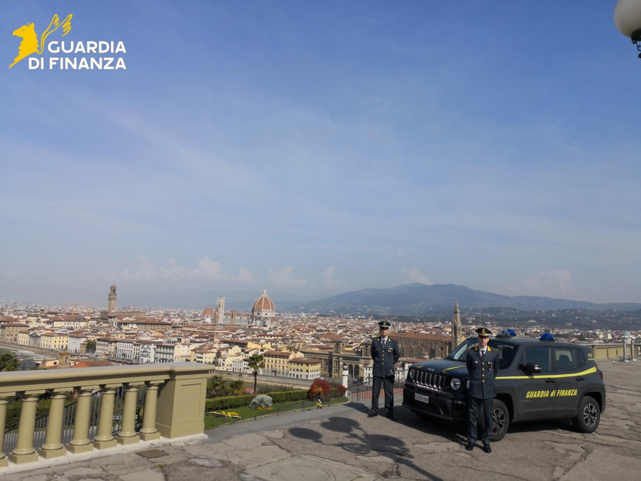 Denunciato un uomo per truffa del gioco delle tre campanelle