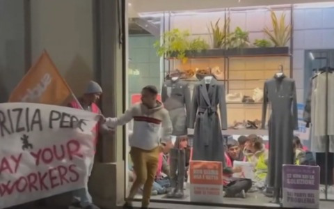 Firenze, dialogo avviato dopo l’occupazione della boutique Patrizia Pepe