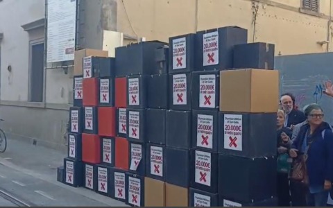 Firenze: manifestazione contro il resort di lusso all’ex ospedale San Gallo