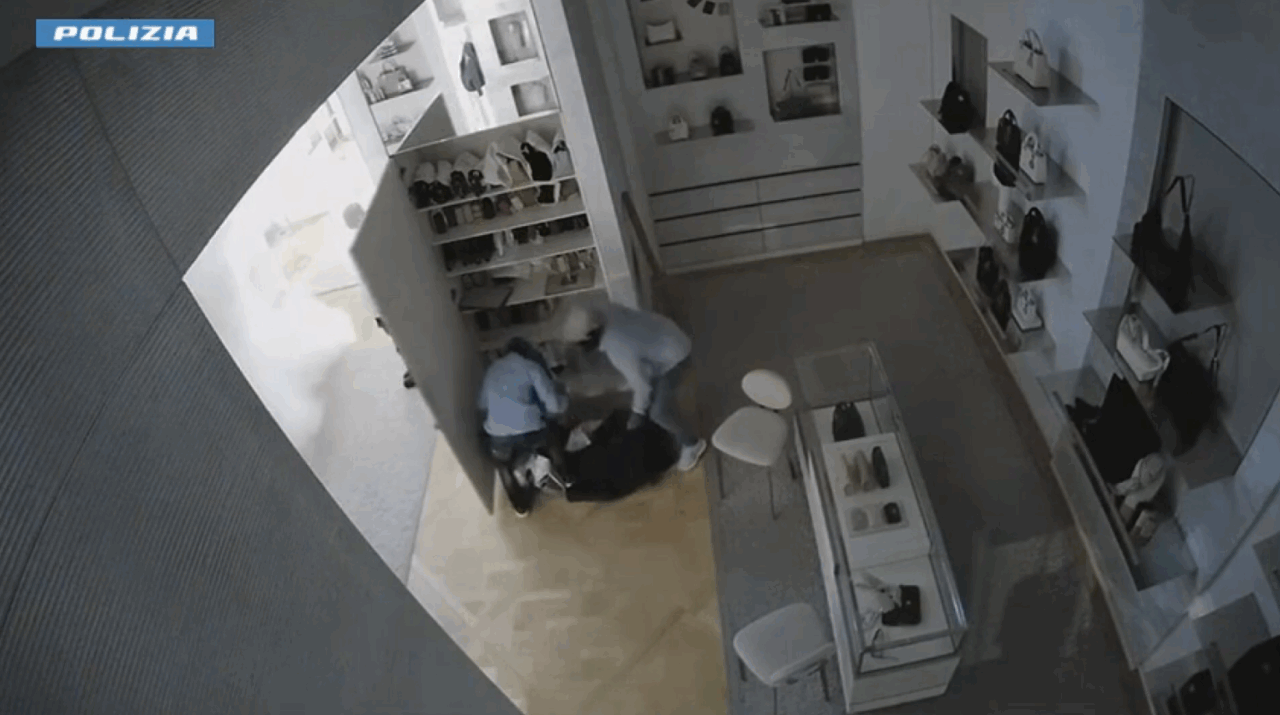 Furto alla boutique Dior: tre arresti e ricerca del quarto uomo