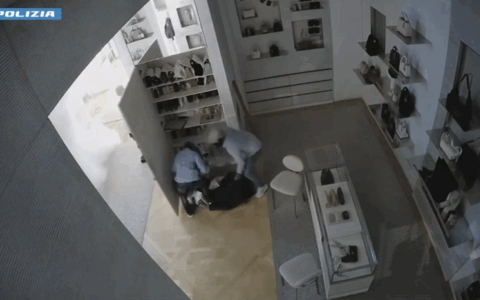 Furto alla boutique Dior: tre arresti e ricerca del quarto uomo