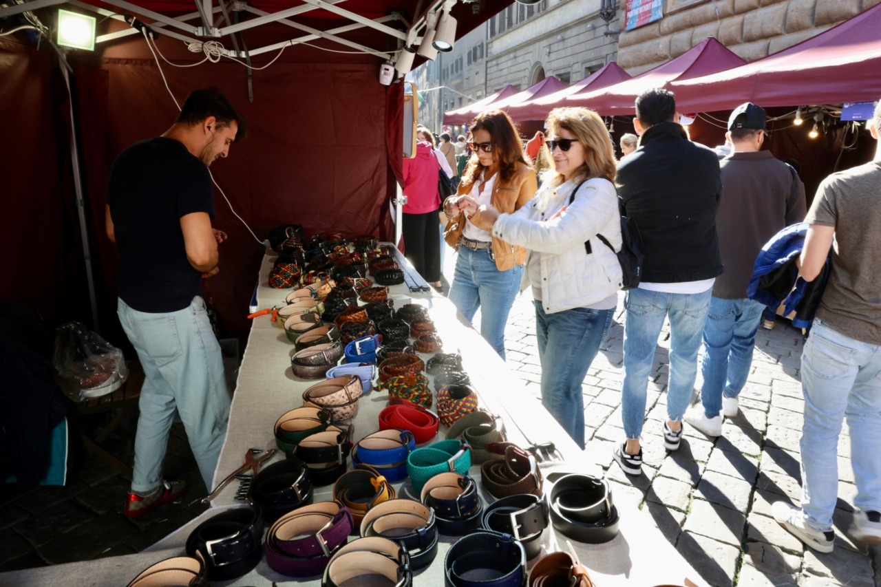 ARTour: la Mostra Mercato di Artigianato d’Eccellenza in Piazza Strozzi