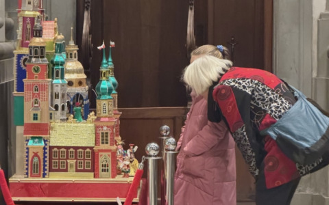 Cracovia: la tradizione dei presepi in mostra a Firenze