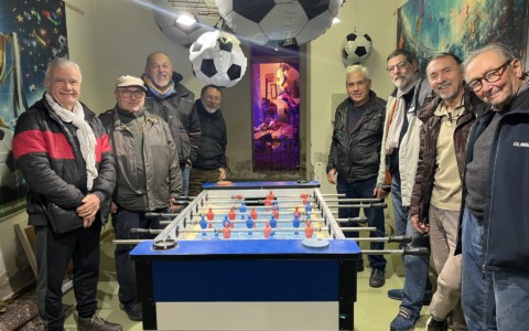 Il Presepe interattivo: un biliardino che illumina la Natività