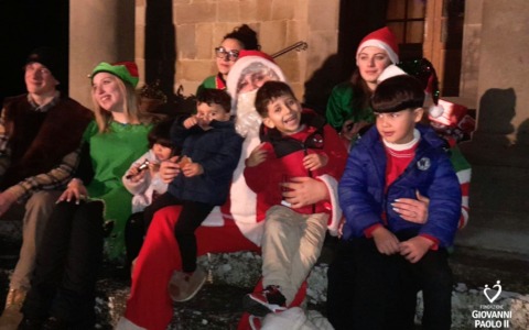 Il primo Natale delle famiglie fuggite da Gaza a Reggello