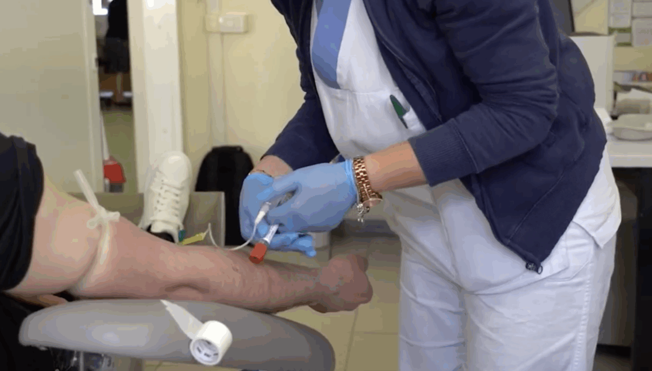 Allerta sull’infondata urgenza di donazioni di sangue